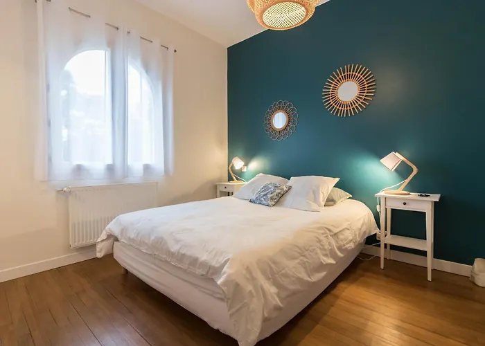 Chambres D\'Hote Le Cedre Bleu