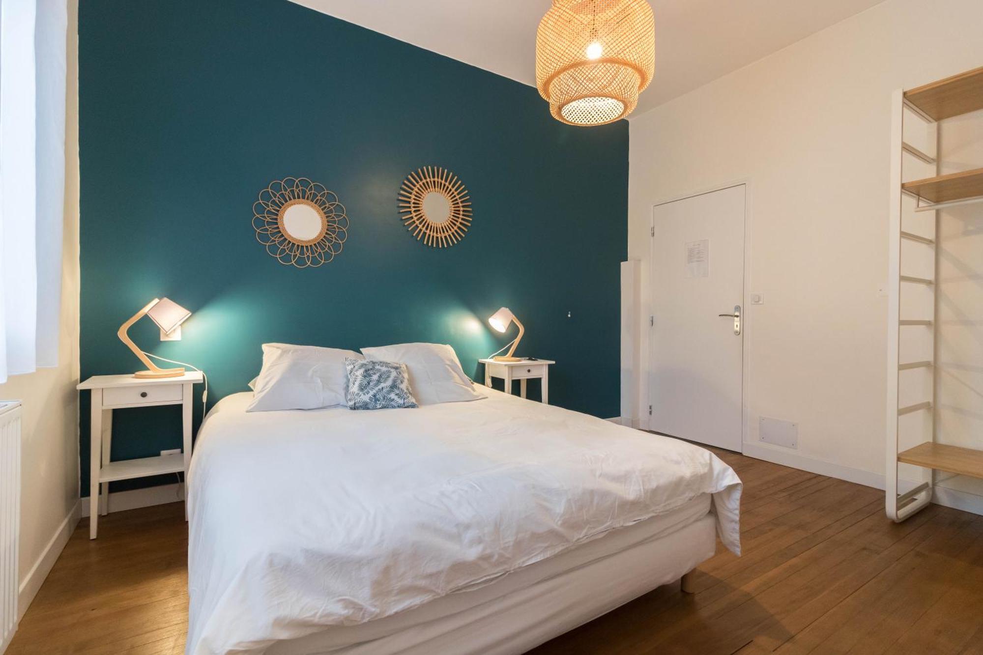 D'hote Le Cedre Bleu Bed & Breakfast *
